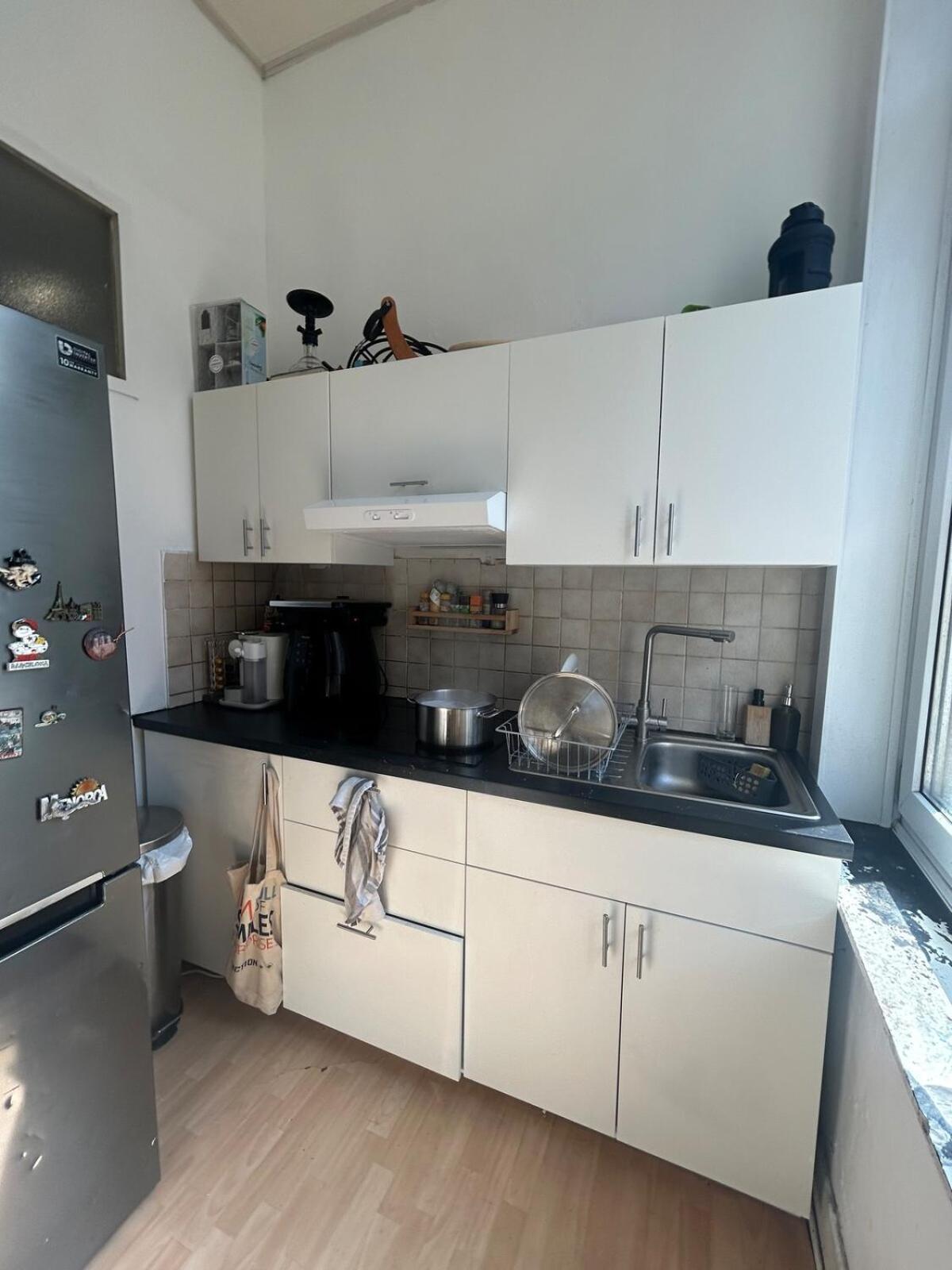 A Beautiful Studio Apartment Brussel Bagian luar foto